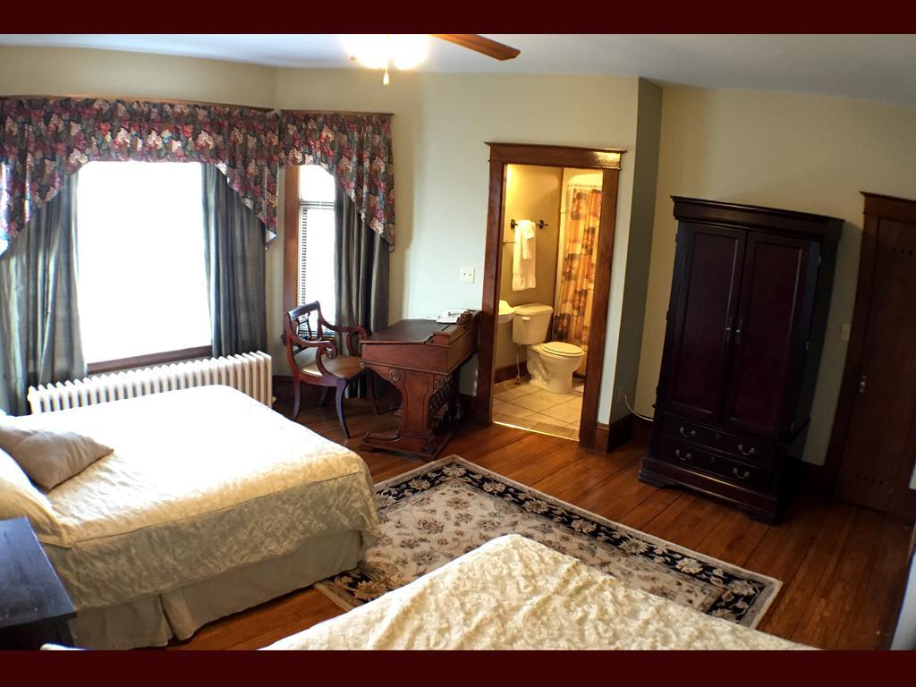 Chateau Sainte-Marie Bed & Breakfast Little Brook Room photo