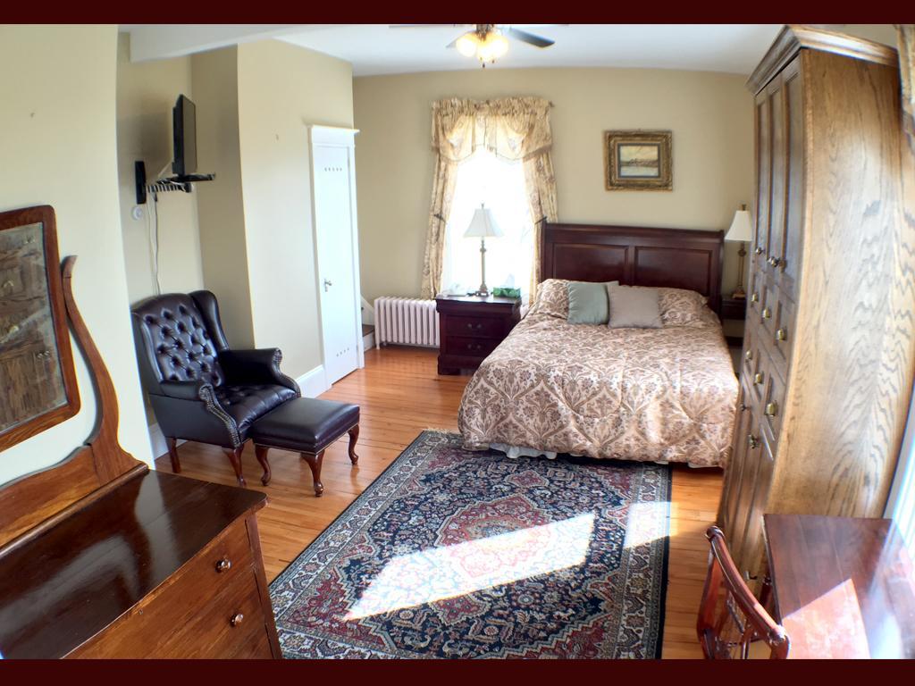 Chateau Sainte-Marie Bed & Breakfast Little Brook Room photo